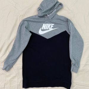 Nike Women’s Long Hoodie XS